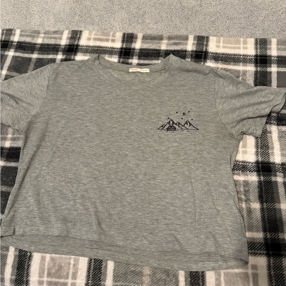 ROMWE Heather Gray Scenic Tee